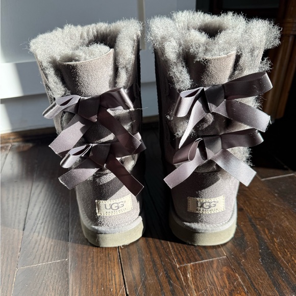 Gray Suede Bow Ugg Boots - Picture 2 of 5